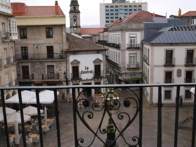 Hotel Puerta Del Sol