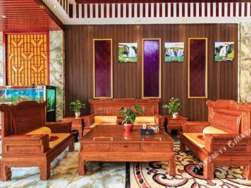 Liancheng Business Hotel