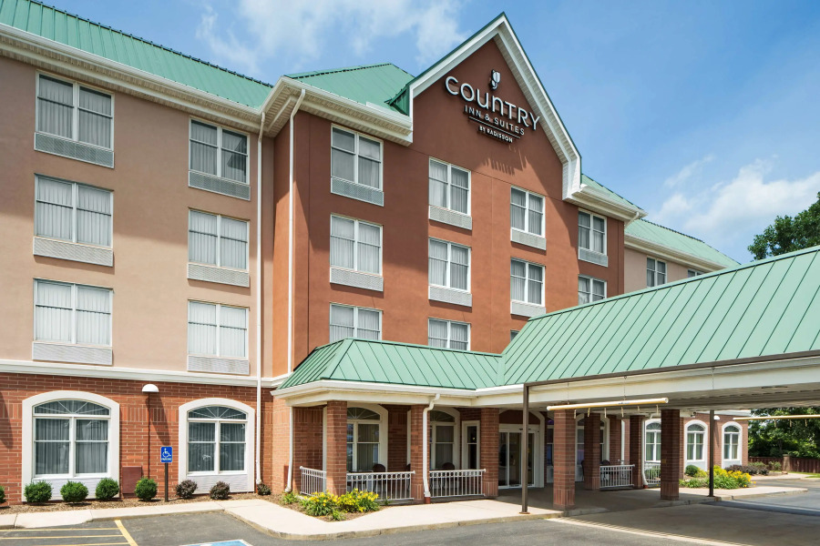 Comfort Inn & Suites Cuyahoga Falls - Akron