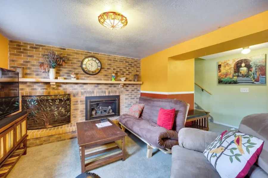 Colorado Springs Home w/ Patio & Ping Pong Table!