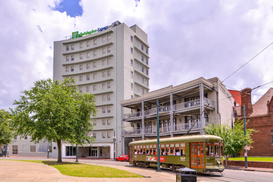 Holiday Inn Express New Orleans - St Charles (ex Modern Hotel)