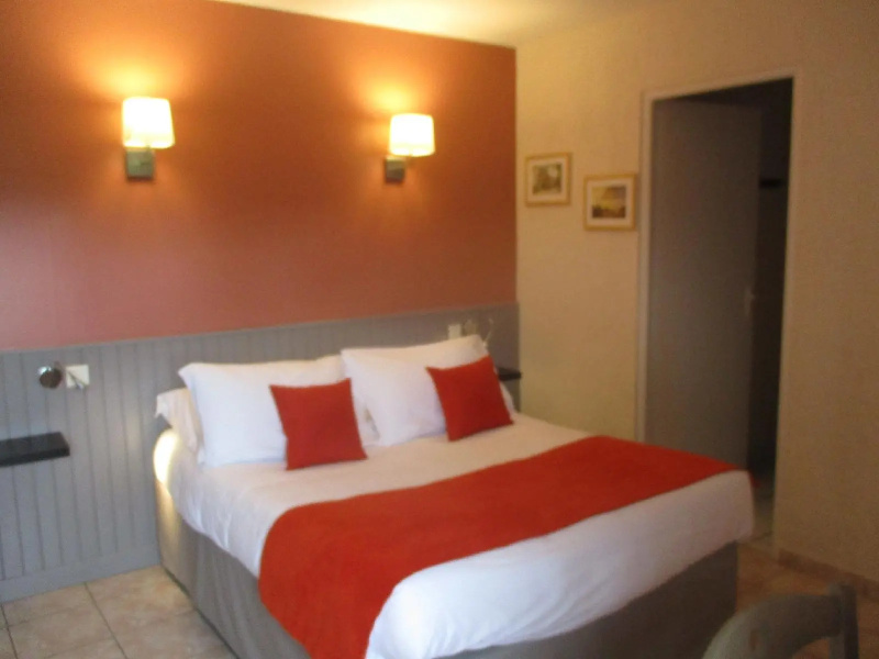 Logis Hotel Le Clos Charmant