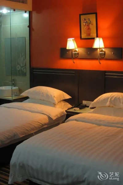 Huayi Business Hotel