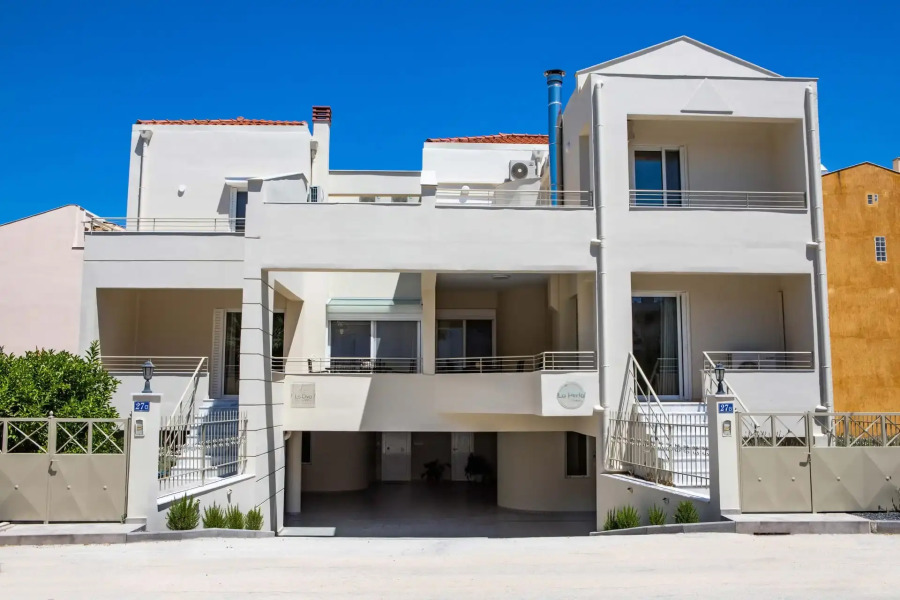 Villasdinafplio - La Perla & La Diva