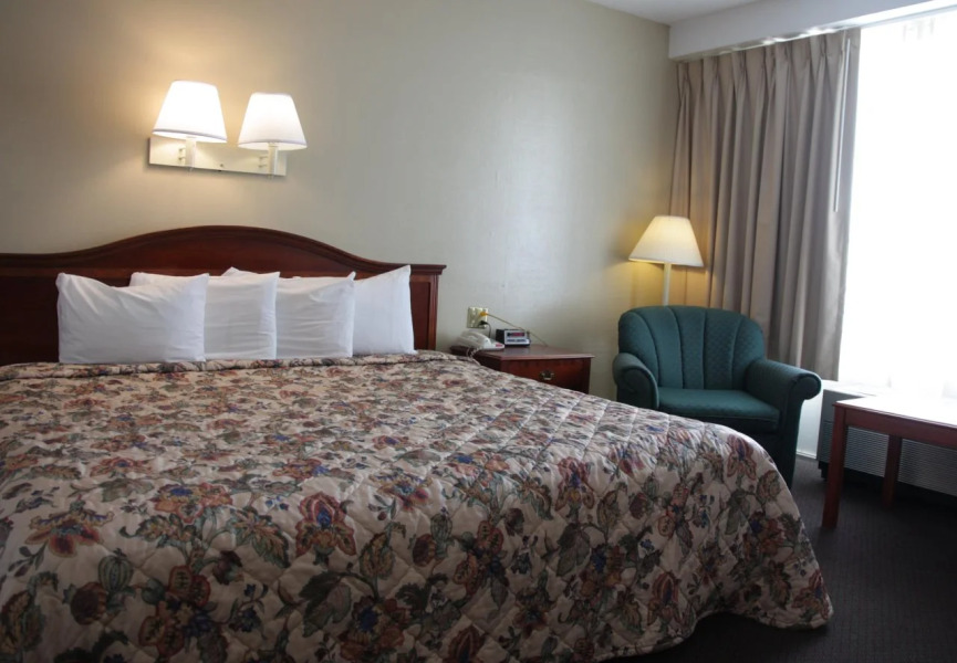 New Stanton Garden Inn