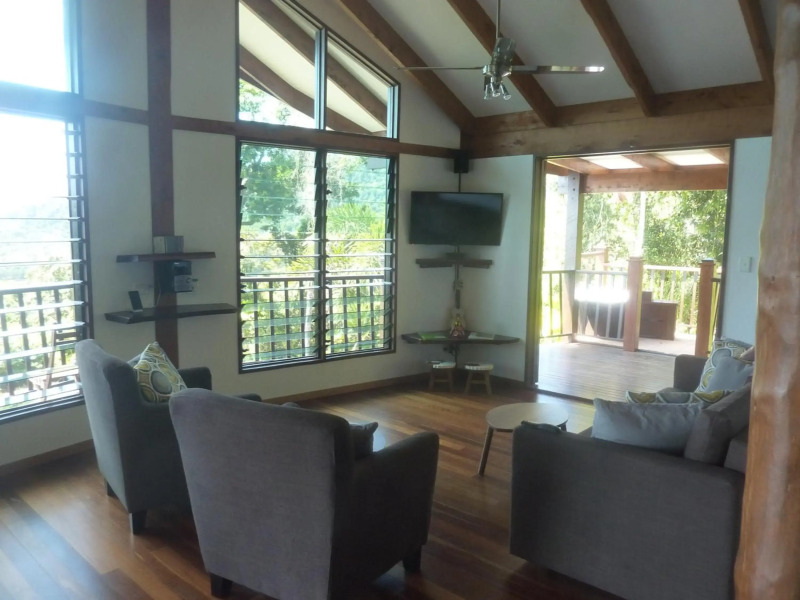 Daintree Holiday Homes - Yurara