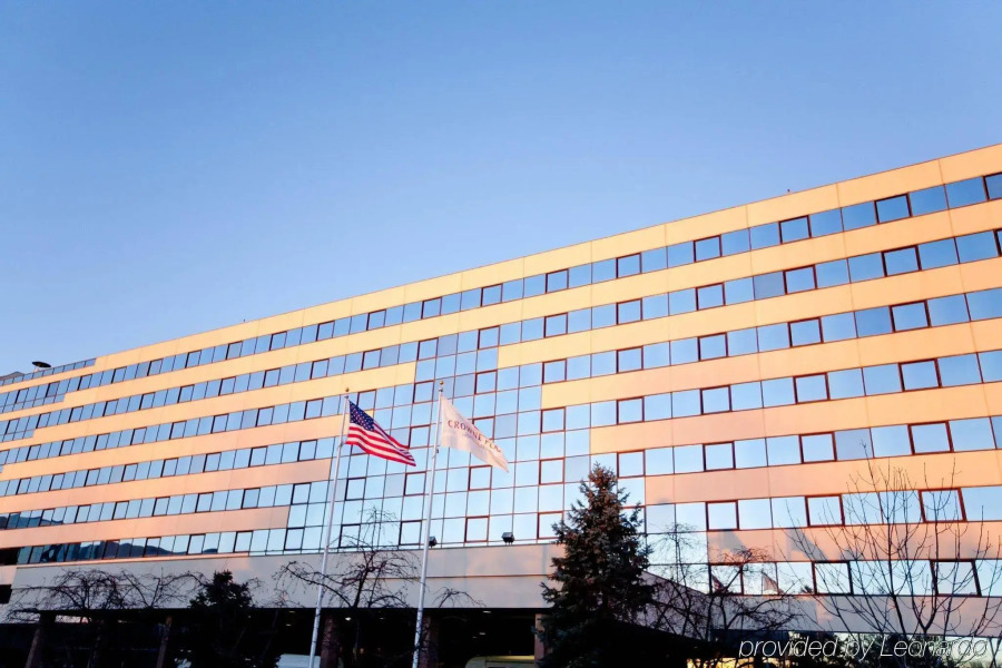 Crowne Plaza St. Louis Airport by IHG