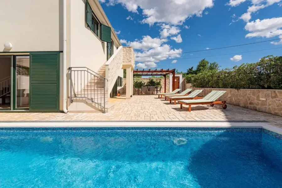 Villa Ivo