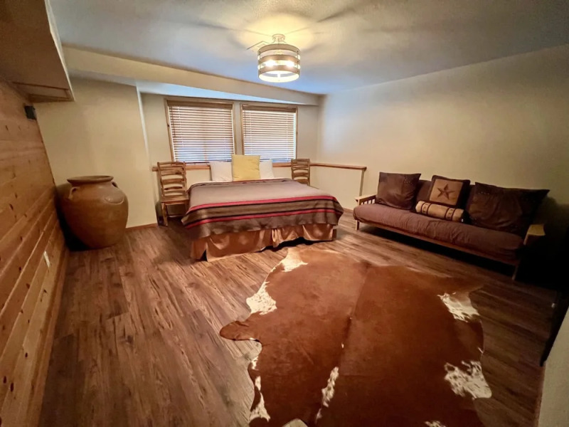 Black Tree Resort - The Lodge