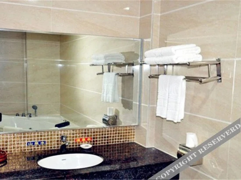 Shunfenglou Hotspring Hotel