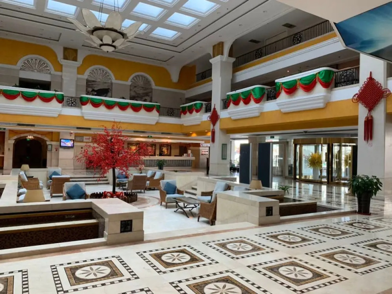 Holiday Inn Sea View Qinhuangdao