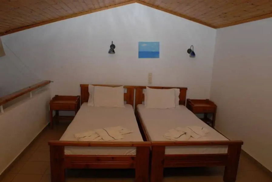 Androulakis Apartments