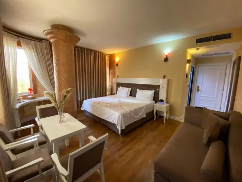 The Red Bricks Hotel