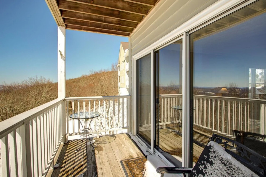 VCI - Southcrest Condominiums #i102