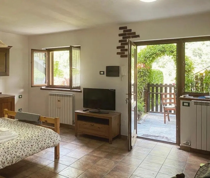 Appartamento con Giardino e Box in Valmalenco