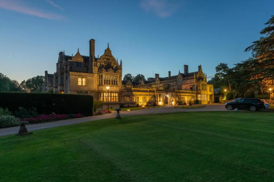 Rushton Hall Hotel & SPA