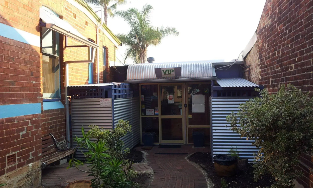 Coolibah Lodge - Hostel
