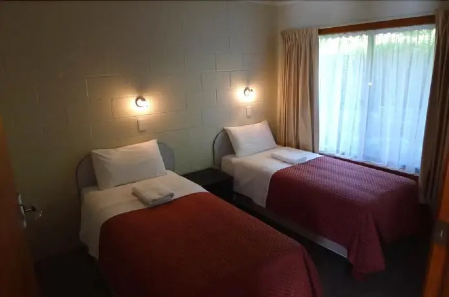 Willaway Motel Apartments