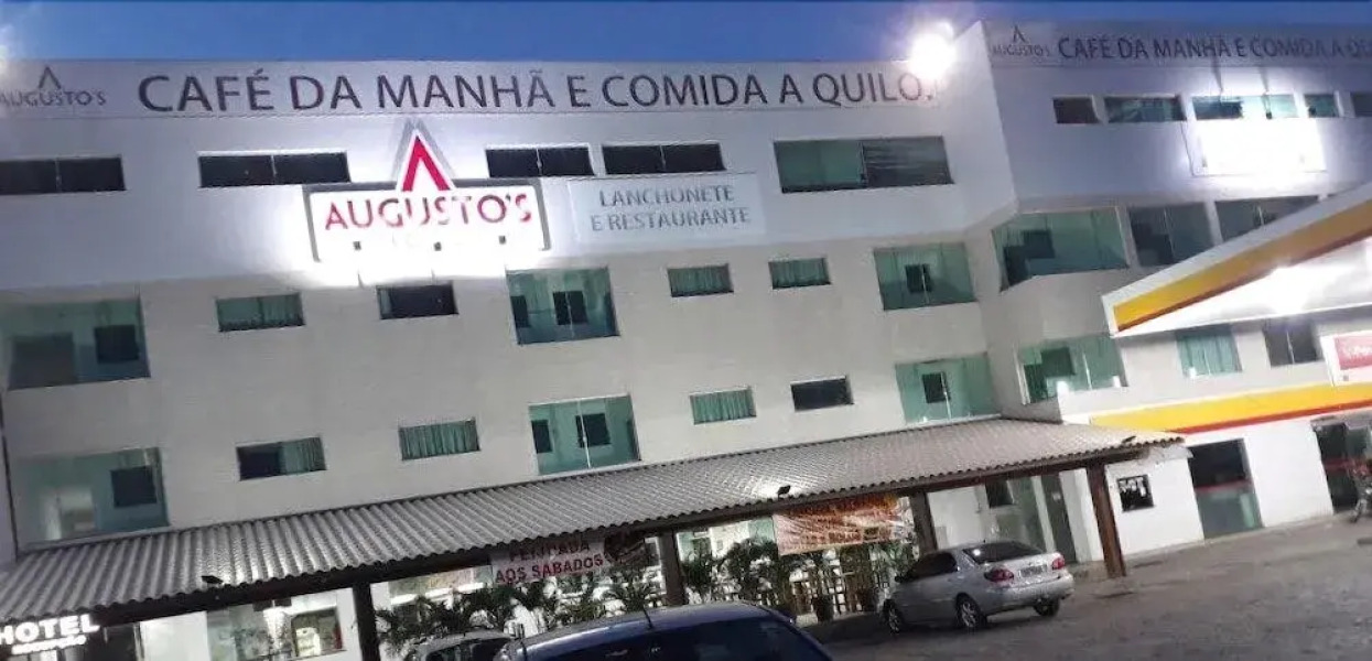 Augustos Hotel