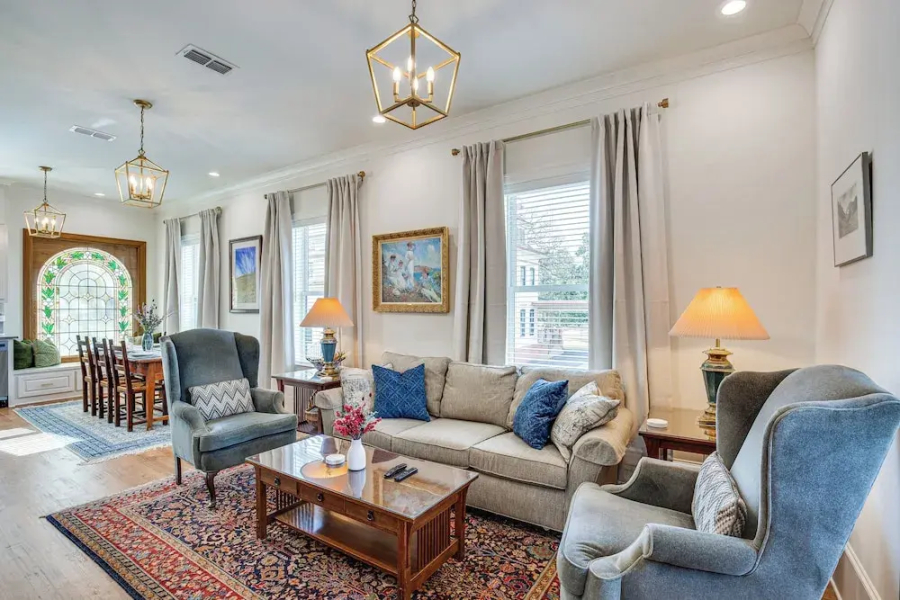 Historic Charnwood Guest House- 1 Mile to Downtown