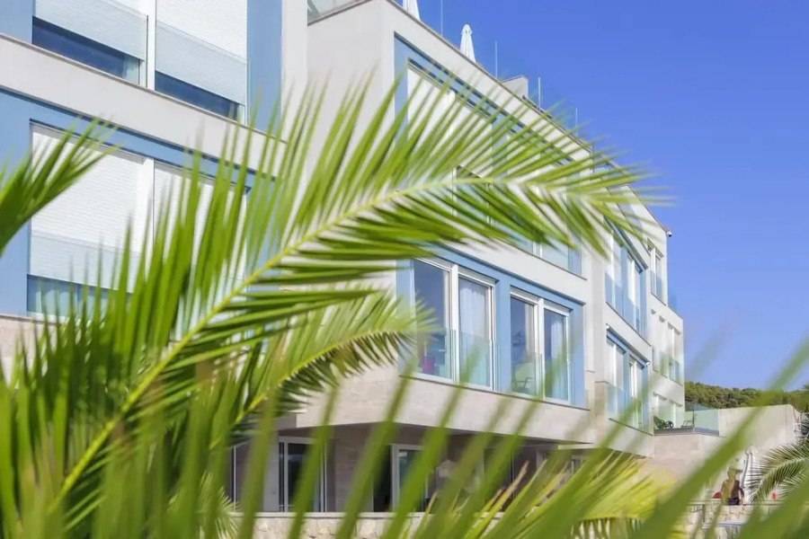 Livingstone Beach House