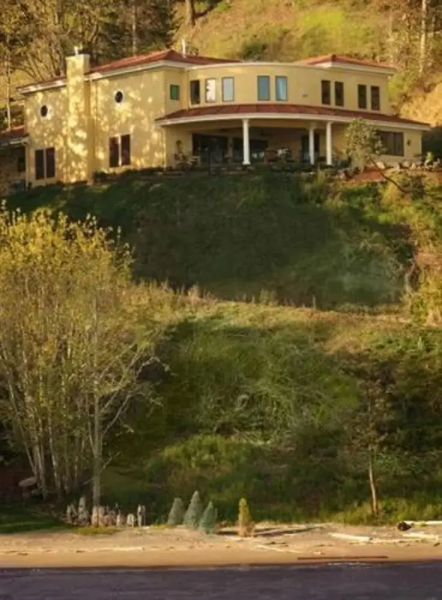 The Villa at Little Cape Horn