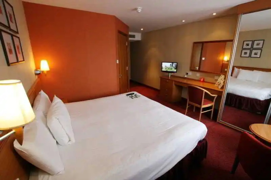 Days Inn By Wyndham Stevenage North