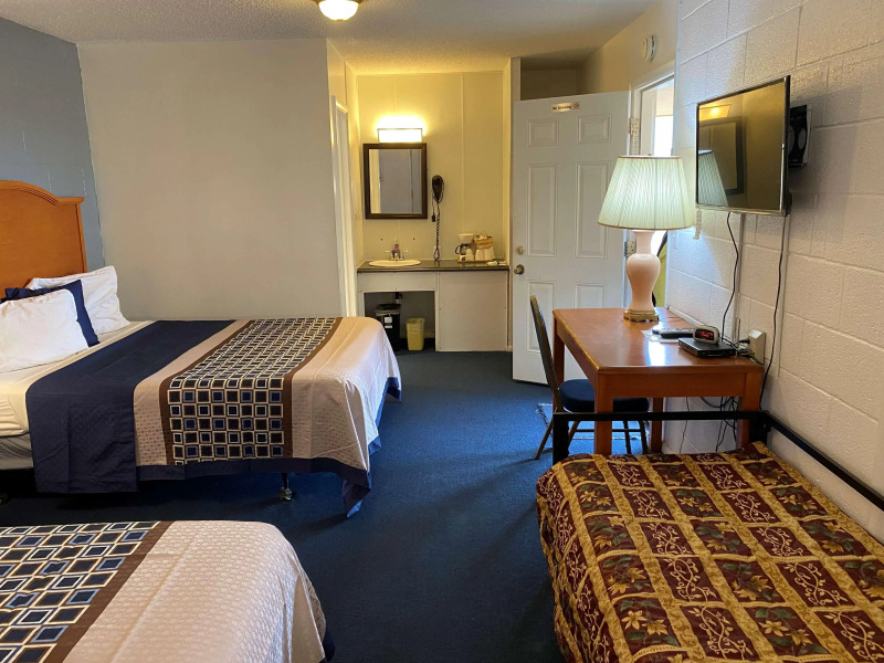 Knights Inn Fairview