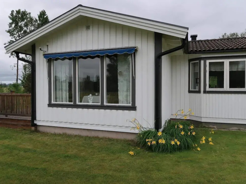6 Person Holiday Home in Sunne-by Traum