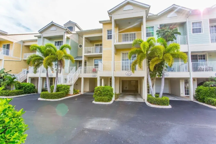 425 Little Harbor