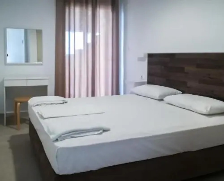 Alexandros Apartments