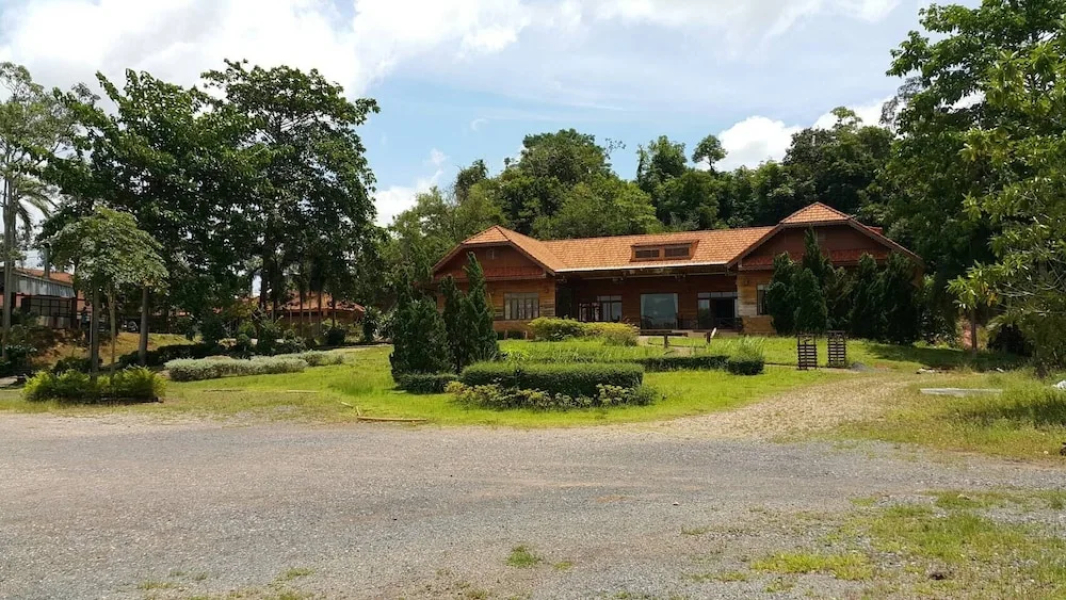 Ruen Luang Resort