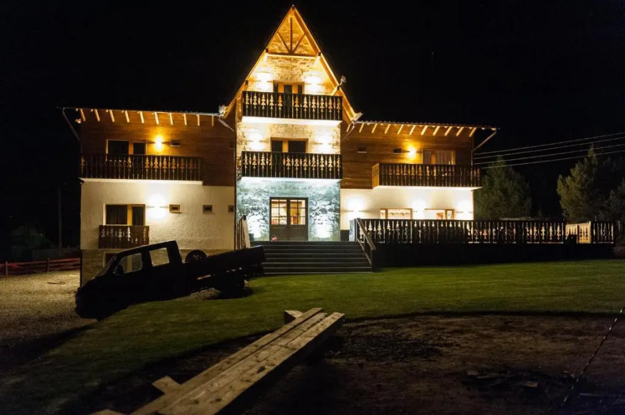 Pensiunea Colt de Rai