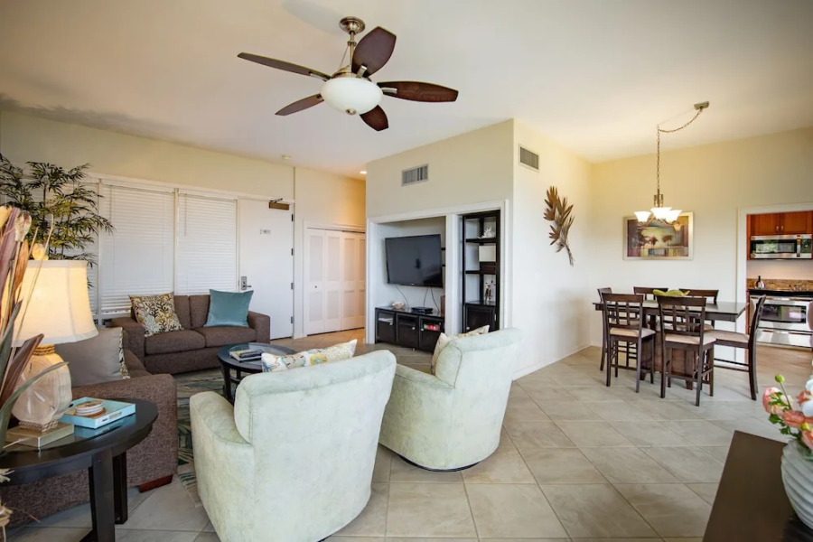 Bay Villa 19G4 Gold Beach Front by RedAwning