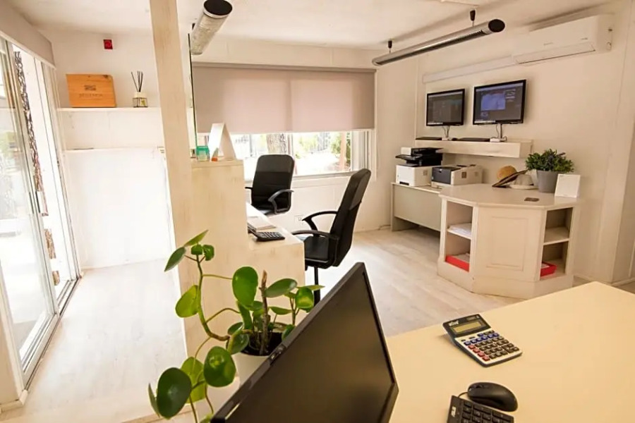 CSA Holiday House Hotel