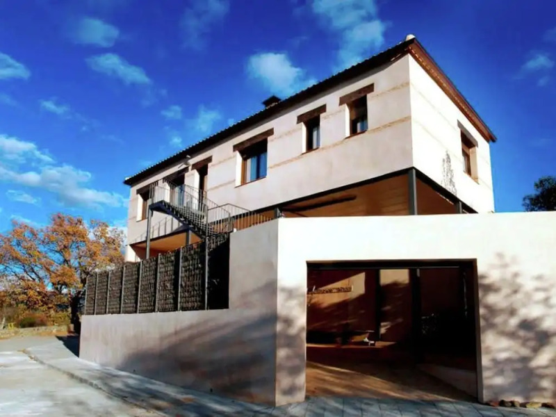 House with Pool in Cabañeros National Park near Madrid & Toledo