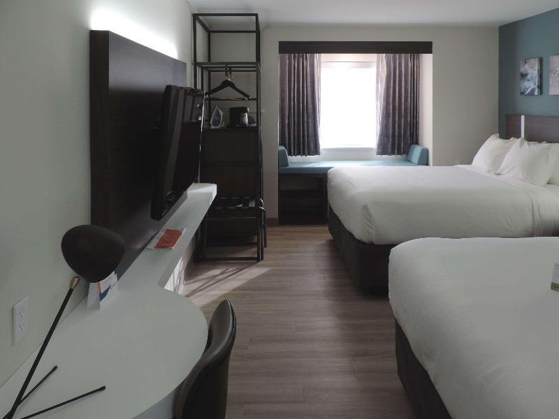 Rodeway Inn and Suites