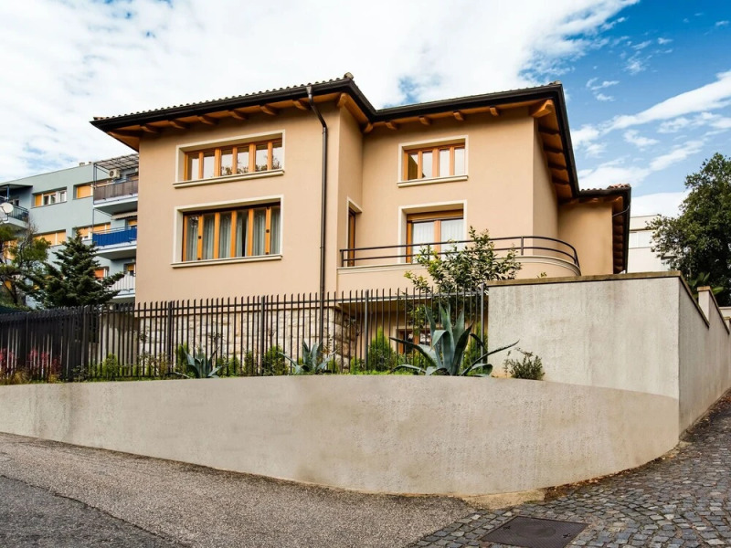 Modern Apartment in Rijeka With Garden