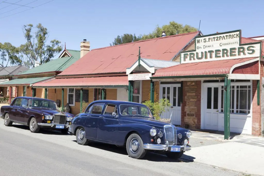 The Fruiterers