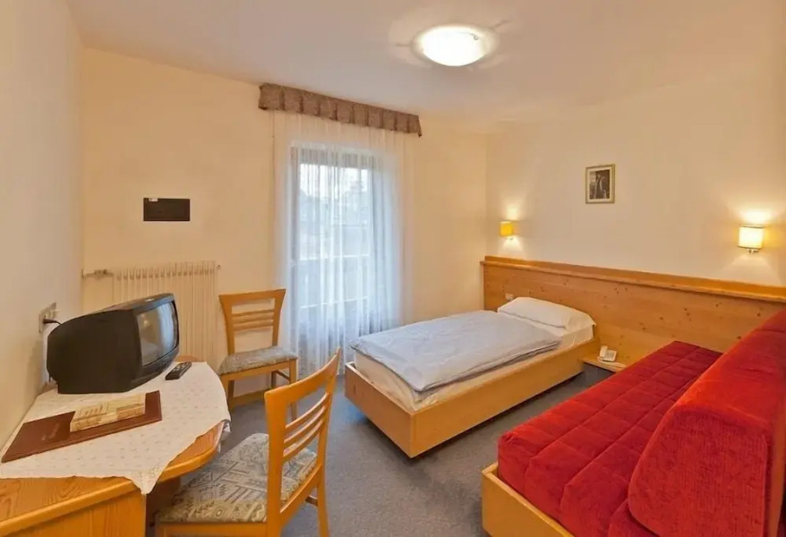 Hotel Cesa Edelweiss