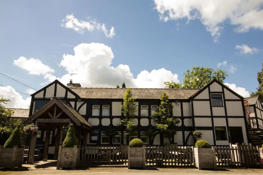 The Fenwick Steak & Seafood Pub