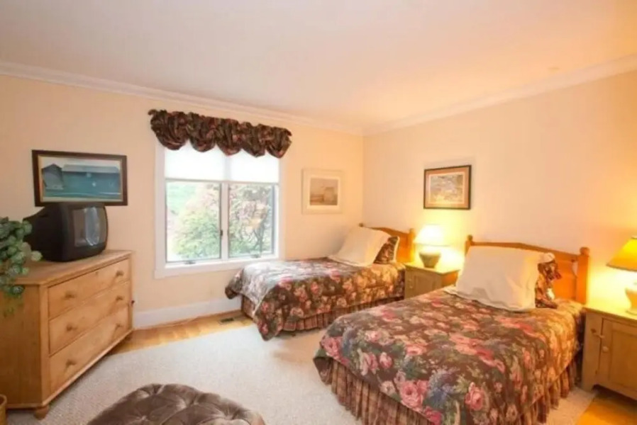 Pet Friendly Pines at Topnotch