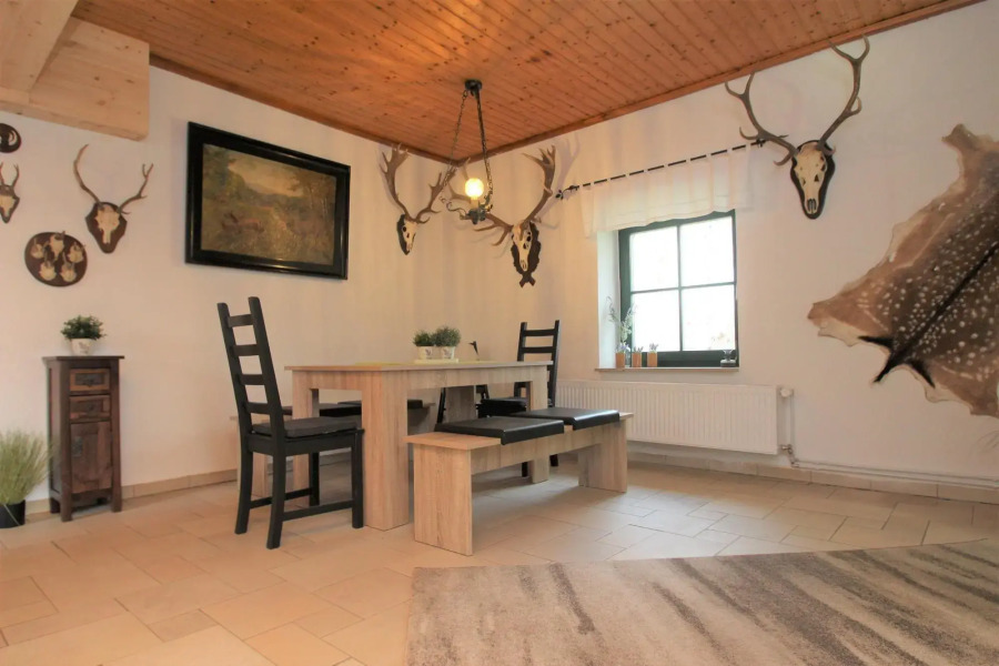 Semi detached house, Glave