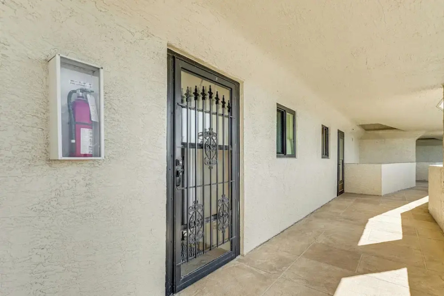 Balcony & Resort Amenities: Gulf Coast Escape!