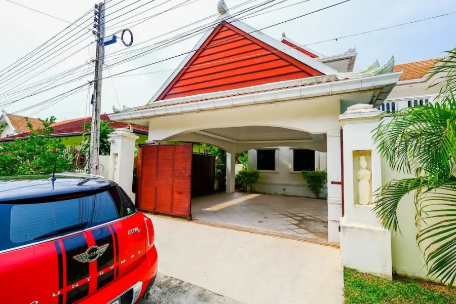 Baan Bali 5 bedroom Pool Villa By Pinky