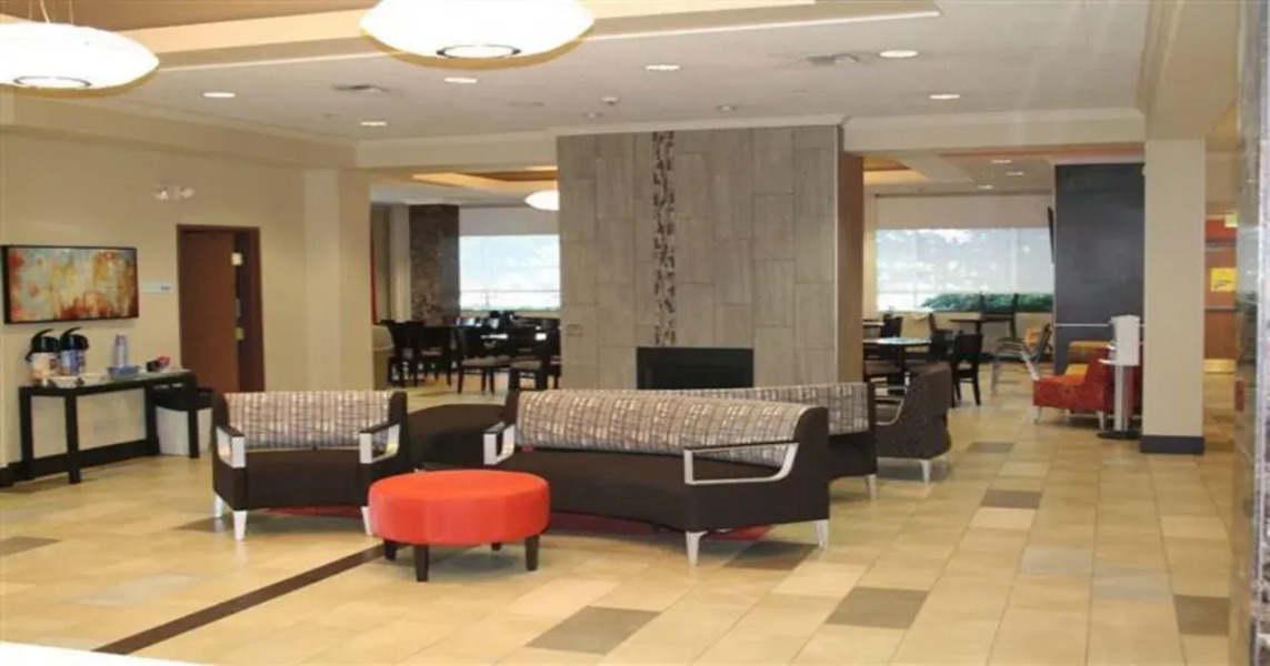 Holiday Inn Express Hotel & Suites North Seattle - Shoreline