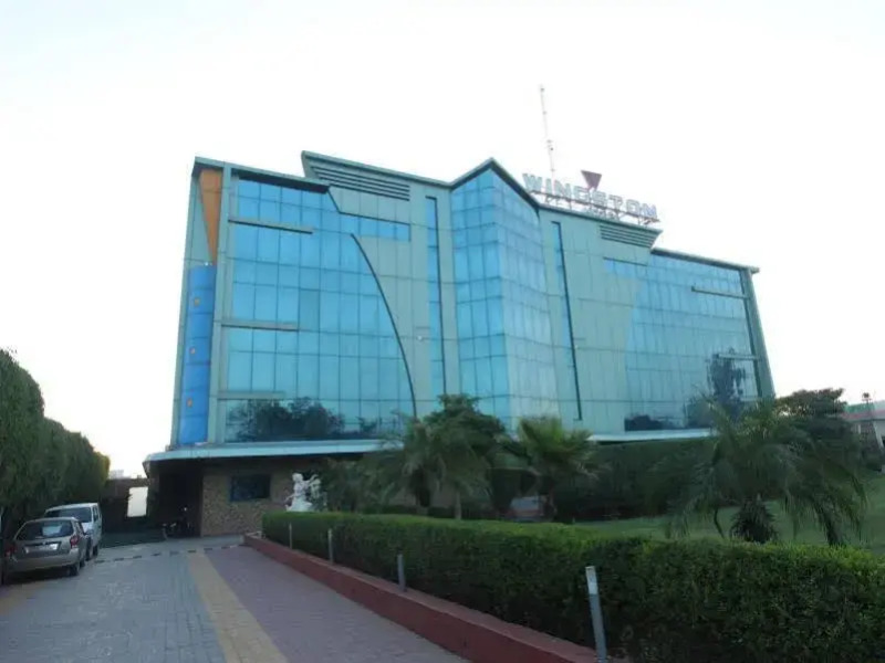 Wingston A TreeHouse Hotel Mathura