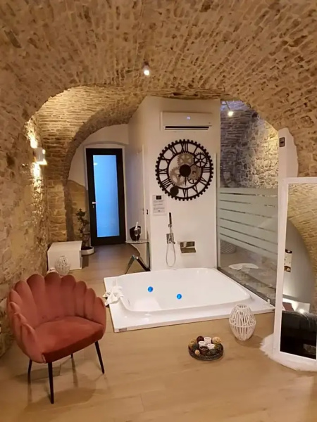 Suite 123 Luxury B&B Con Jacuzzi (Adults Only)