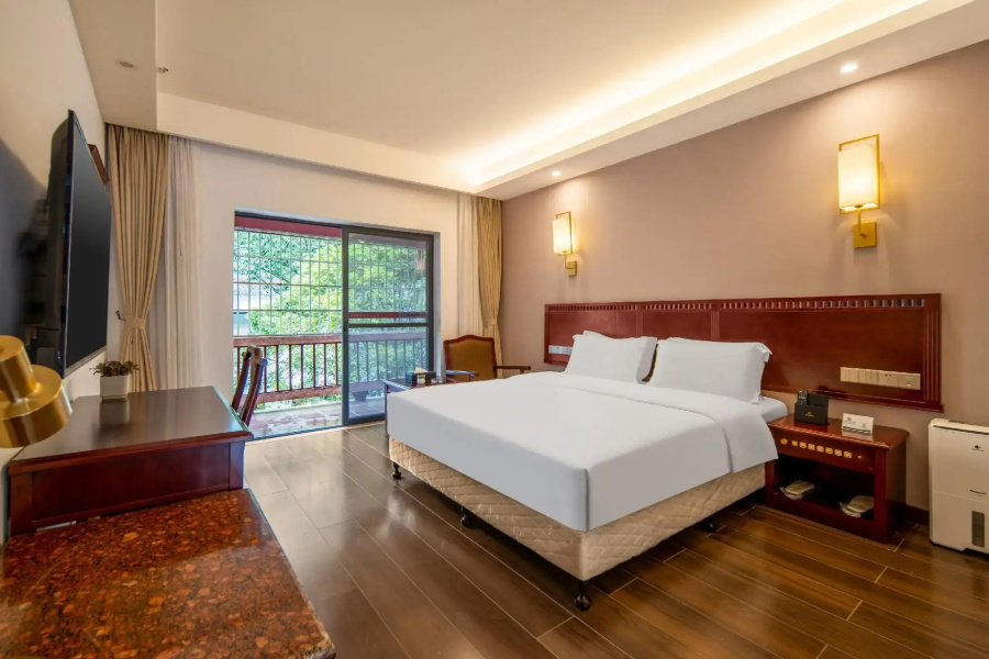 Pipaxi Hotel