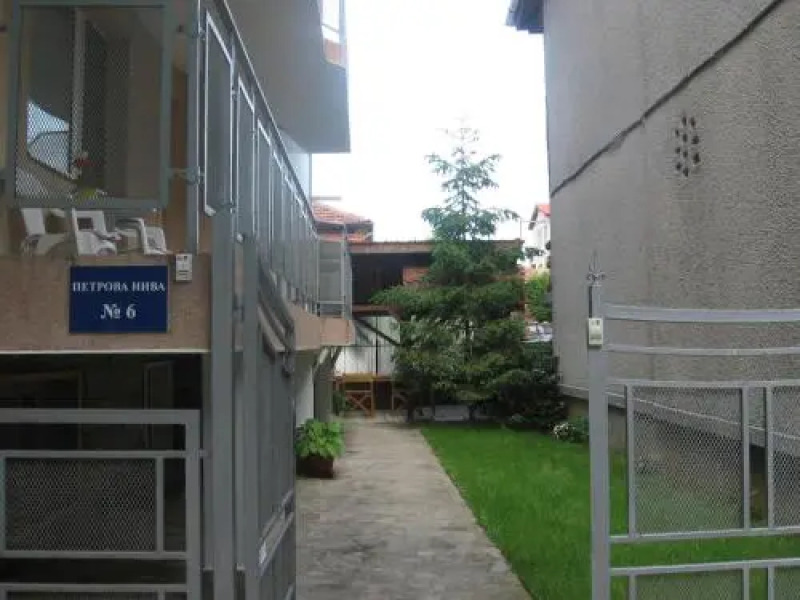 Minchevi Guest House